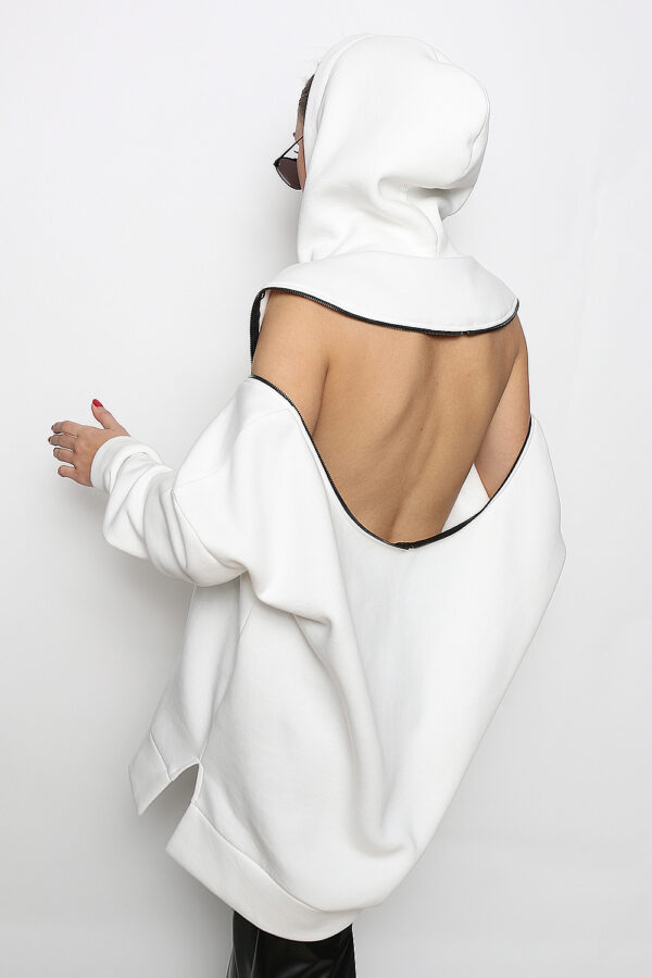 BIAŁA BLUZA Z EFEKTOWNYM ZAMKIEM