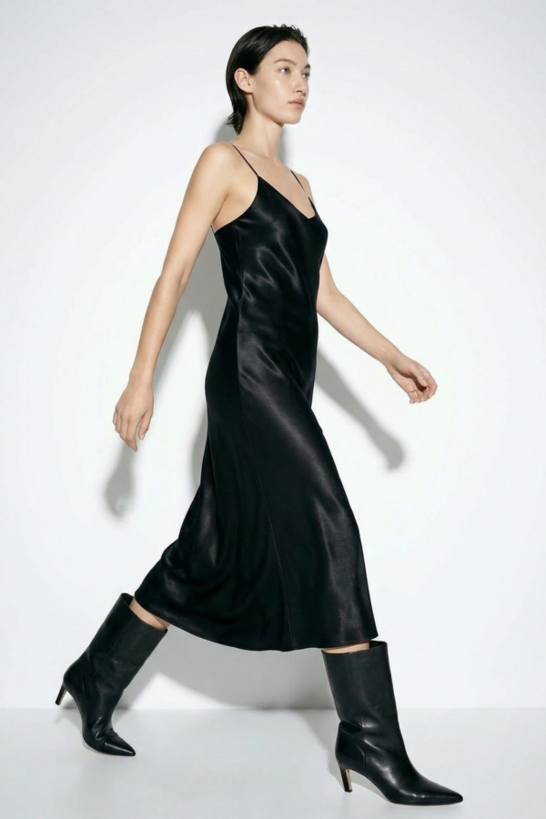 SUKIENKA BIELIŹNIANA CZARNA