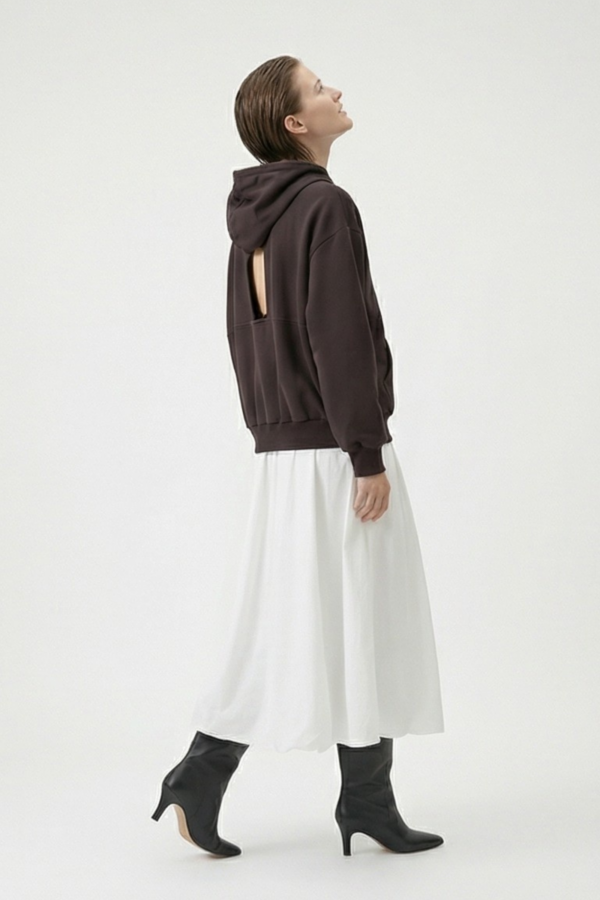 CZEKOLADOWA BLUZA Z KAPTUREM